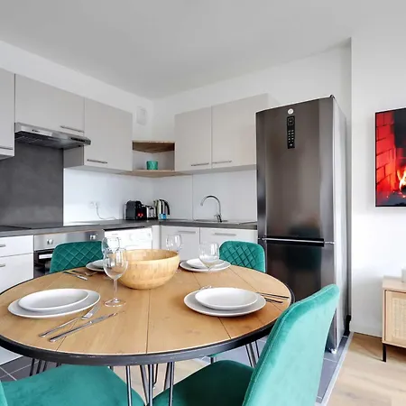 Modern - 2br-4p - Next To Paris *